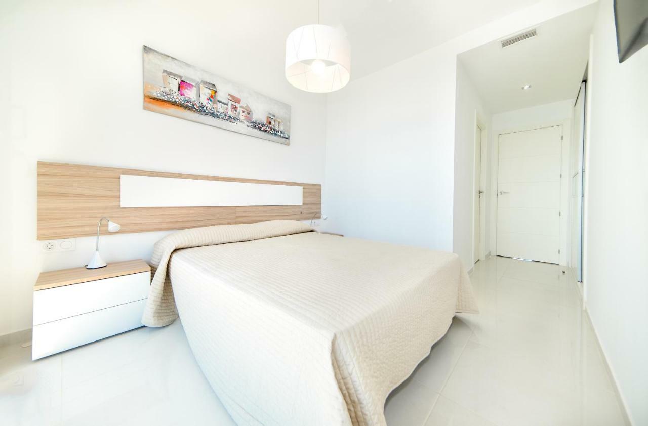 Crucero Apartment Torrevieja Bagian luar foto