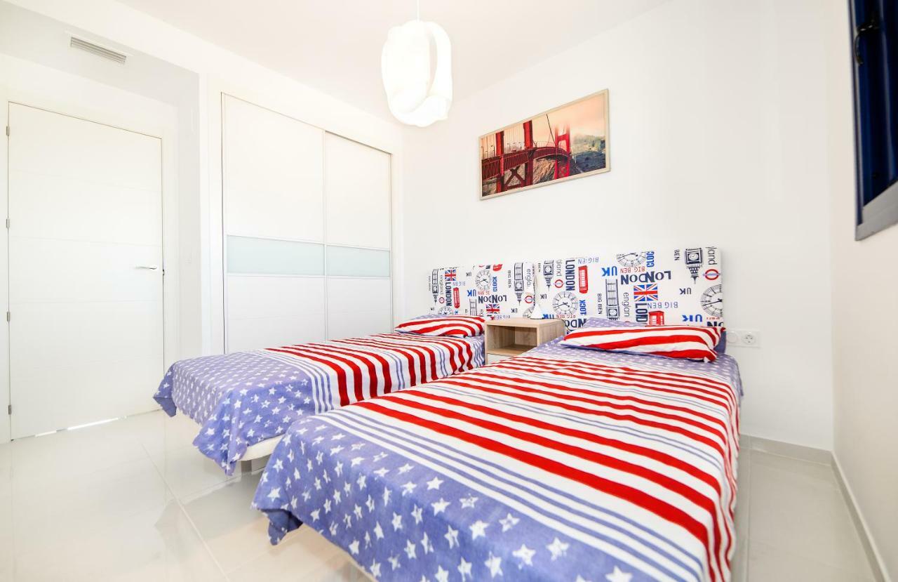 Crucero Apartment Torrevieja Bagian luar foto